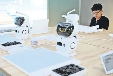 Satrantça ChatGPT’i Grok’u dağıttı