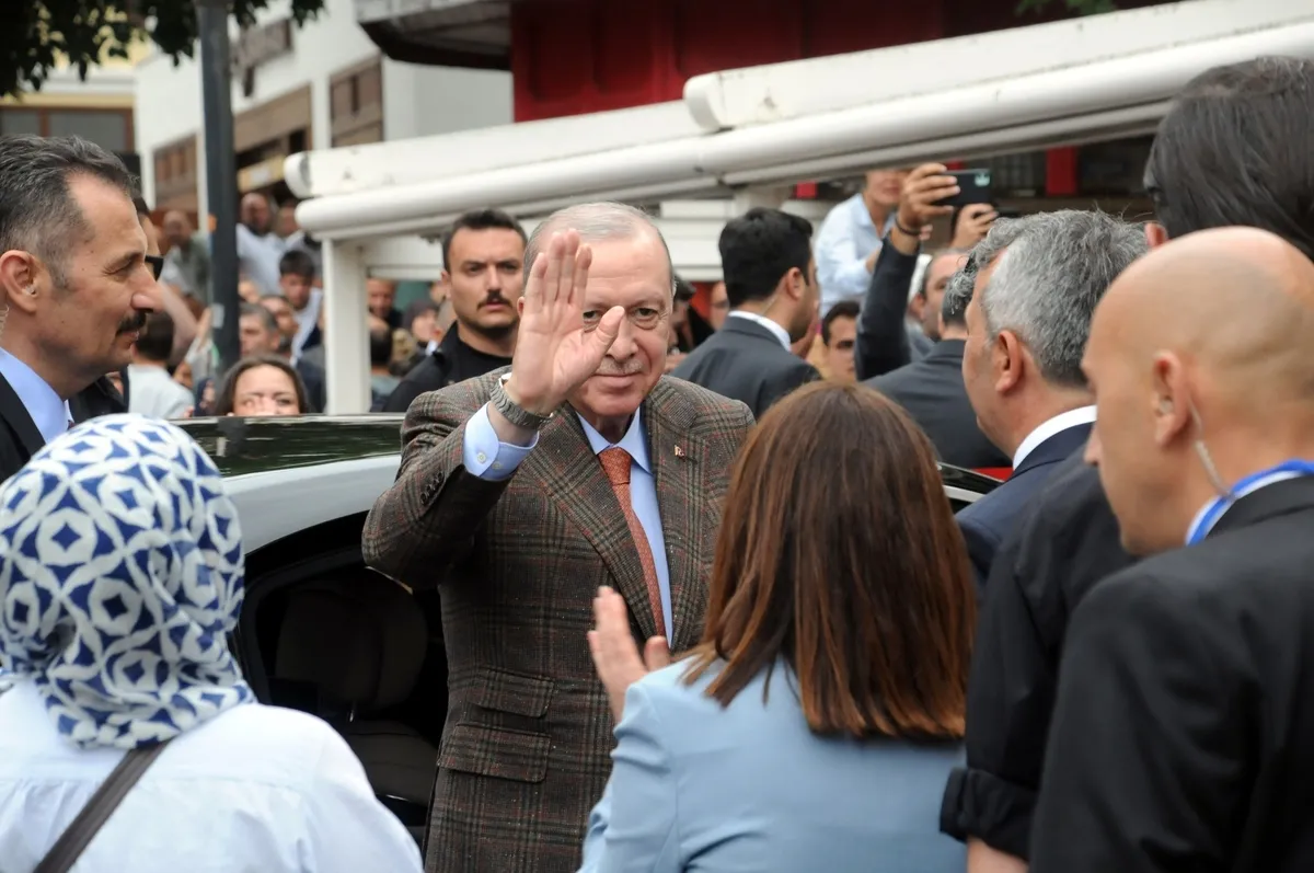 Başkan Erdoğan Edirne’de vatandaşlarla çay içti-4