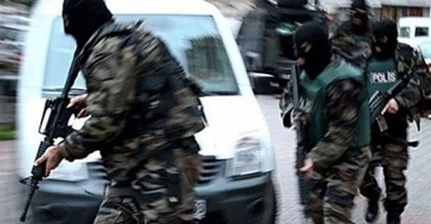 İzmir'de PKK ile irtibatlı 8 kişi yakalandı