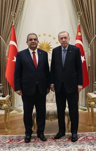 Başkan Erdoğan Külliye'de KKTC Başbakanı Faiz Sucuoğlu'nu kabul etti