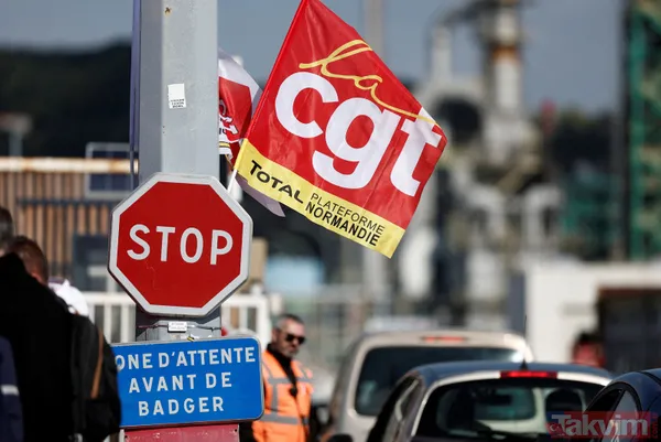 Fransa'da akaryakıt krizi! Grevden dönmeyene hapis cezası var - 12