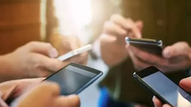 mebden-flas-karar-4-gun-kala-kaldirildi-milli-egitim-bakanligi-az-evvel-acikladi-liseler-haric-anaokulu-1-2345-1694067079337.jpeg Milli Eğitim Bakanlığı az evvel açıkladı! MEB'den flaş karar, kaldırıldı! Liseler hariç anaokulu + 1, 2,3,4,5,6,7,8. sınıflar...-6