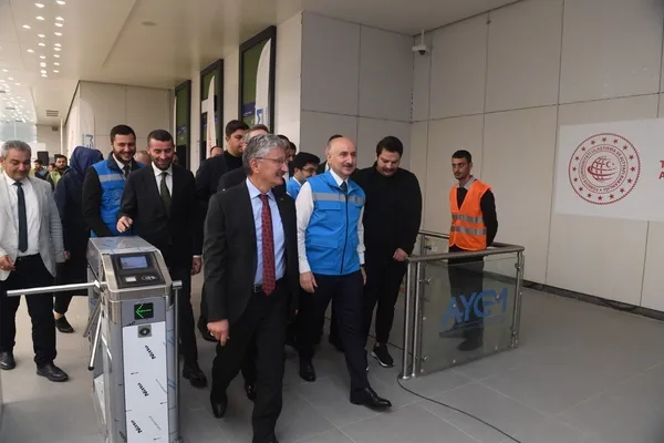 İstanbul için çalışanlar var! İBB'nin yapmaktan vazgeçtiği Başakşehir-Kayaşehir Metro Hattı'nı bakanlık tamamladı-10