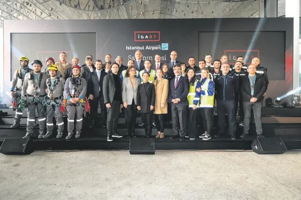 destek-kalkani-ihtiyac-sahibi-ailelere-bir-ayda-97-milyar-lira-yardim-yapildi-ekonomi-haberleri-1669148972097.jpeg Destek kalkanı! İhtiyaç sahibi ailelere bir ayda 9.7 milyar lira yardım yapıldı | Ekonomi haberleri-2