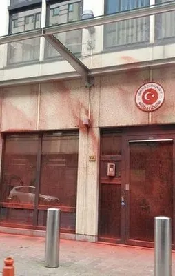 Türkiye'nin Brüksel Büyükelçiliği'ne saldırı