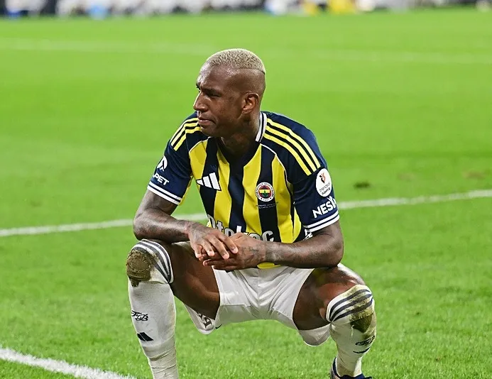 Talisca’ya penaltı tepkisi!