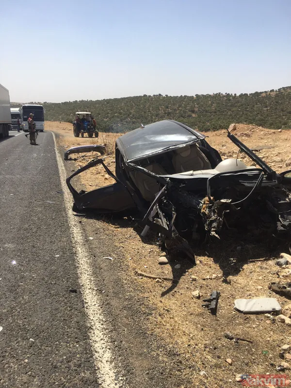 Şırnak'ta yolcu otobüsü ile otomobil kafa kafaya çarpıştı! Merve Öğretmen hayatını kaybetti - 2