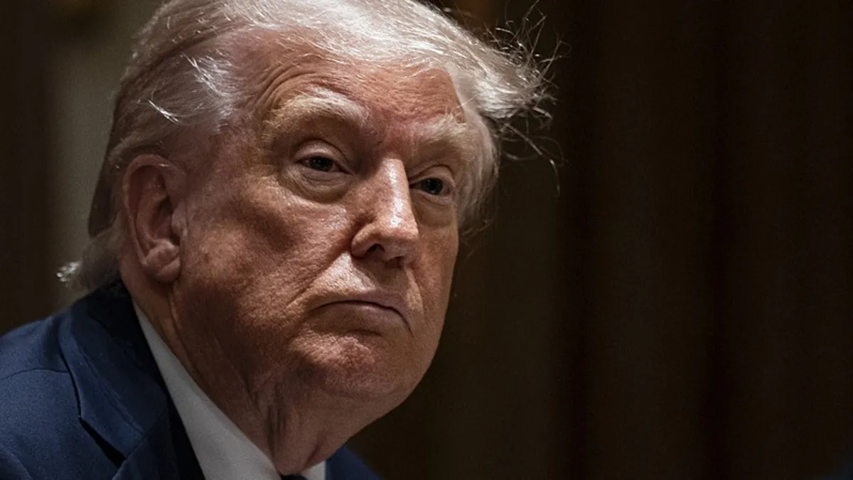 Donald Trump başkanlık dönemlerini The Atlantic dergisine anlattı! "İkinci dönemimde hem ülkeyi hem dünyayı yönetiyorum"