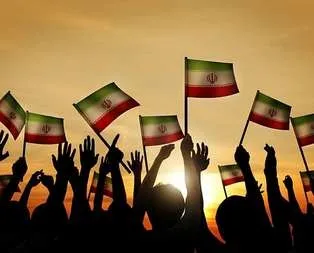 Batı medyasının yalanlarına İran’da katıldı