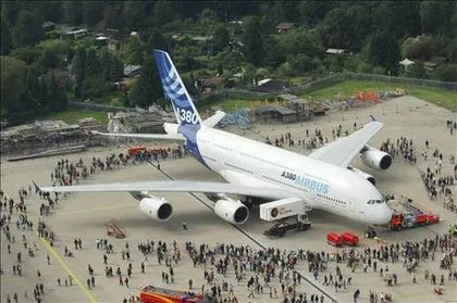 Dünyanın En Büyük Uçağı A380