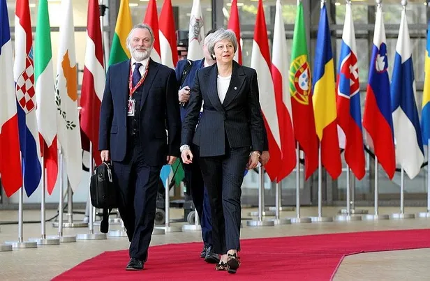 AB Brexit'te "yeniden müzakereye" kapıları kapattı-5