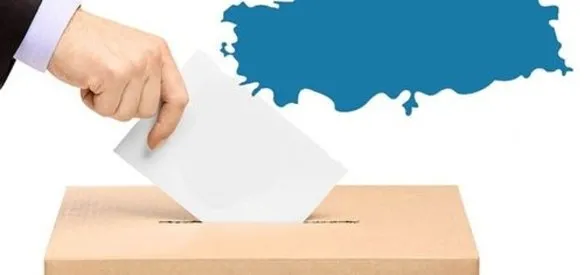 2007 SİVİL ANAYASASININ HALK TARAFINDA REFERANDUMLA OYLAMASI