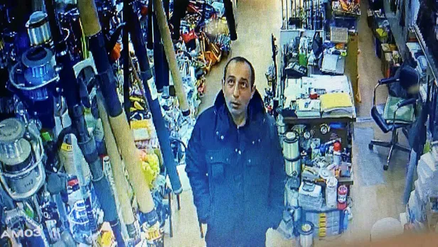 Ceren Özdemir'in katili Özgür Arduç'un yeni görüntüleri ortaya çıktı! Cinayetten önce zıpkın çalmak için...-2