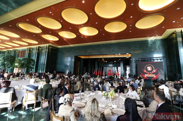 Cumhurbaşkanlığı Külliyesi'nde 8 Mart'a özel koruyucu aile yemeği - 24