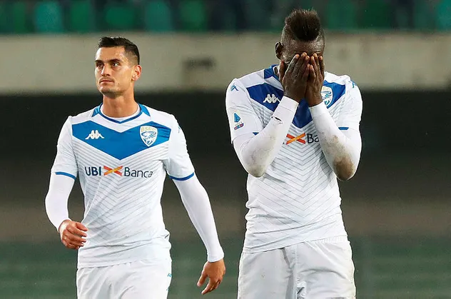 İtalya'da Mario Balotelli'ye ırkçı saldırı! Asker selamına soruşturma açan UEFA sessiz