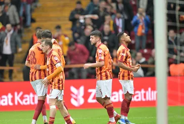 Galatasaray dört köşe! Aslan kupada turladı
