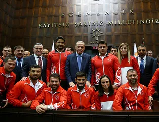 Cumhurbaşkanı Erdoğan, milli güreşçileri kabul etti