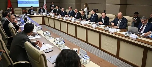1 ayda 1827 tesis kapatıldı