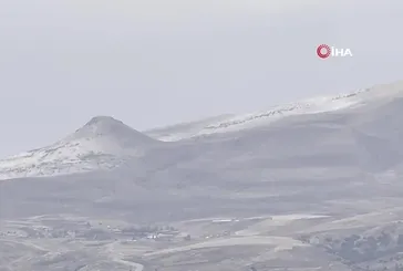 Bitlis Tatvan'da yüksek kesimlere kar yağdı