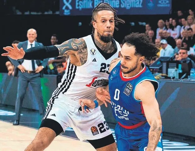 Efes evinde farka koştu