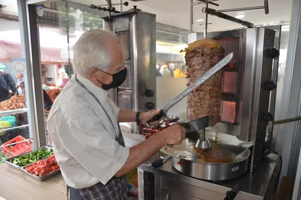 babasindan-ogrendi-ayse-keskin-38-yildir-ascilik-yapiyor-1633587041162.jpg Babasından öğrendi! Ayşe Keskin 38 yıldır aşçılık yapıyor-2