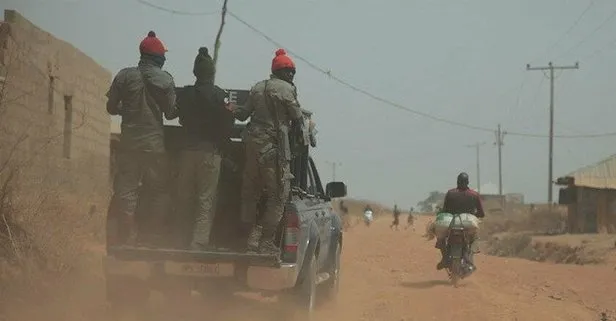 Son dakika: Nijerya’da bir köyü basan silahlı grup 21 kişiyi kaçırdı