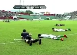 Ekvador'da Futbol maçını arılar bastı