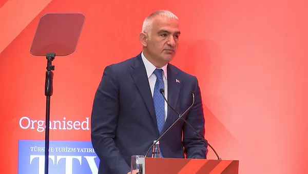 kultur-ve-turizm-bakani-mehmet-nuri-ersoy-duyurdu-yenikapida-yeni-bir-port-icin-calismalar-basladi-1652691547212.jpg Kültür ve Turizm Bakanı Mehmet Nuri Ersoy duyurdu! Yenikapı'da yeni bir port için çalışmalar başladı-2