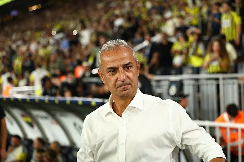 fenerbahcede-ismail-kartal-icin-derbi-sonrasi-kritik-surec-1788769937730.jpeg Fenerbahçe'de İsmail Kartal'ın Talisca sözleri tartışma yarattı!-2