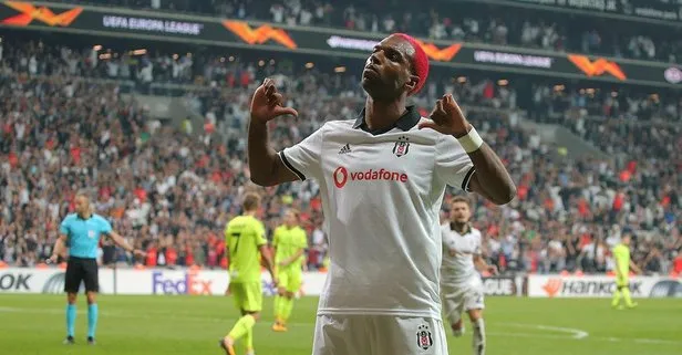 Medel’in yerine Adriano tek forvet Babel
