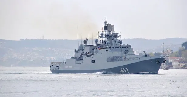 İstanbul Boğazı’nda dikkat çeken hareketlilik! Rus savaş gemisi Admiral Makarov geçiş yaptı
