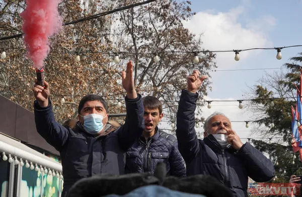 SON DAKİKA! Ermenistan'da darbe girişimi! Paşinyan sokağa indi! Son dakika fotoğrafları - 33