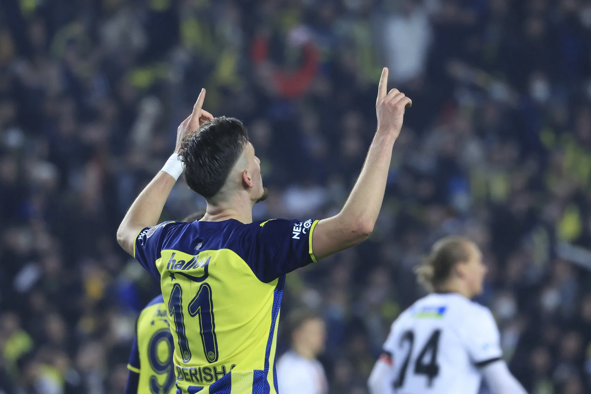 Fenerbahçe'de ilk ayrılık gerçekleşti! İşte bonservis bedeli - 11