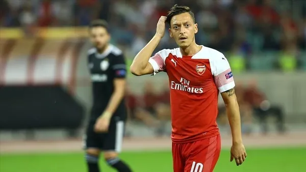 mesut-ozil-fenerbahcede-mi-mesut-ozil-kimdir-kac-yasinda-nereli-1609925817559.jpg Mesut Özil kimdir kaç yaşında nereli? Mesut Özil Fenerbahçe transfer haberi gerçek mi?-3