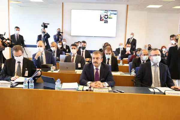 son-dakika-merkez-bankasi-baskani-sahap-kavcioglu-bu-hafta-aciklanacak-rezerv-rakamimiz-1235-milyar-dolara-yukseldi-1633958146780.jpg SON DAKİKA: Merkez Bankası Başkanı Şahap Kavcıoğlu: Bu hafta açıklanacak rezerv rakamımız 123,5 milyar dolara yükseldi-3