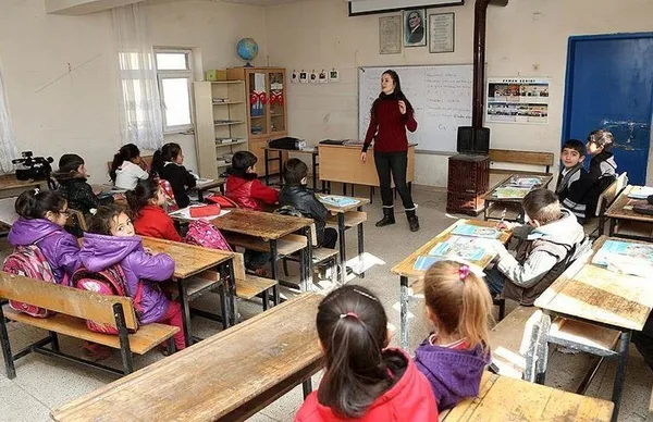 20.000 yeni öğretmen alınacak! Atama başvuruları ne zaman başlayacak?