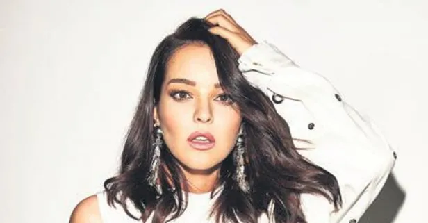 Şarkıcı Bengü'den sosyal medya kullanıcılarına duyarlı olmaya çağrısı