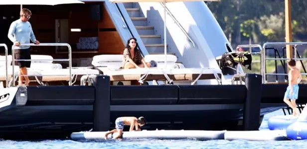 Meksikalı milyarder Bodrum'dan ayrılamadı-2