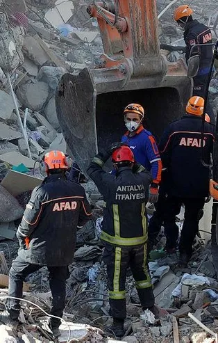 Son dakika: İletişim Başkanlığı Elazığ'daki depreme ilişkin son durumu açıkladı