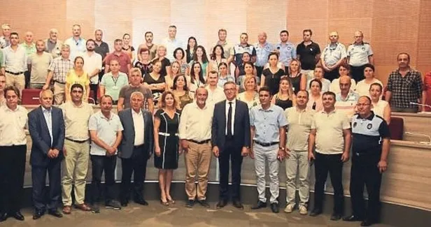 Asgari ücret "2 bin 500 lira olacak" diyen Kılıçdaroğlu'nu takan yok! CHP'li Gaziemir Belediyesi maaşları düşürdü-2