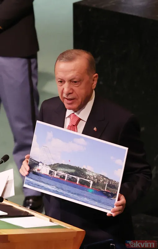 Başkan Erdoğan BM kürsüsünden karelerle gösterdi... Bebek katili Yunanistan - 13