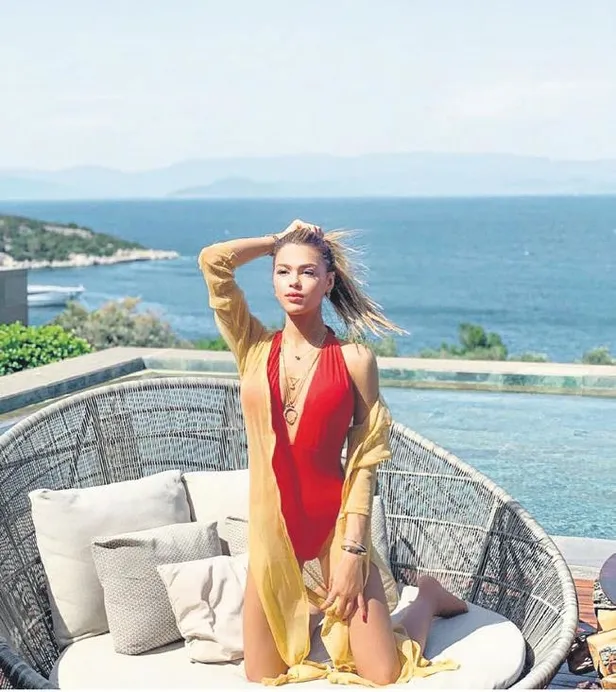 bodrumda-fiyatlarda-ipin-ucu-fena-kacti-195-tlye-lahmacun-derken-1300-liralik-hamburger-cikti-1653850407715.jpeg Bodrum'da fiyatlarda ipin ucu fena kaçtı! 195 TL'ye lahmacun derken 1300 liralık hamburger çıktı-18