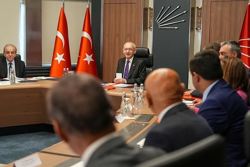 CHP’de tasfiye dalgası! Özel destekçisi 4 il başkanı hedefte-7
