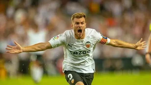 galatasaraya-rakip-cikti-toni-latoya-italyadan-kanca-1673091795464.jpeg Galatasaray'a rakip çıktı! Toni Lato'ya İtalya'dan kanca...-3