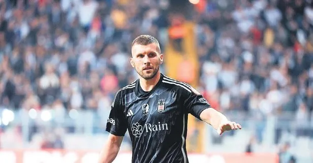 Beşiktaş’ta 5 milyon euroluk Rebic fiyaskosu