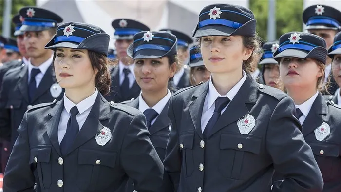 10-bin-polis-alimi-basvuru-ekrani-egm-polis-alimi-basladi-mi-ne-zaman-basvuru-sartlari-neler-kontenjanlar-ve-b-1701257129470.jpg 10 bin polis alımı başvurusu ne zaman başlayacak? POMEM polis alımı BAŞVURU EKRANI! EGM polis alımı başvuru şartları, branş dağılımı...-5