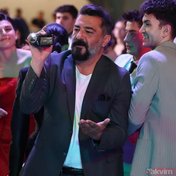 Sosyal medya ikiye bölündü! Kardeşlerim’in Akif’i Celil Nalçakan’dan Ahu Yağtu’ya mesaj! “Seni şuursuzca seviyorum” - 13