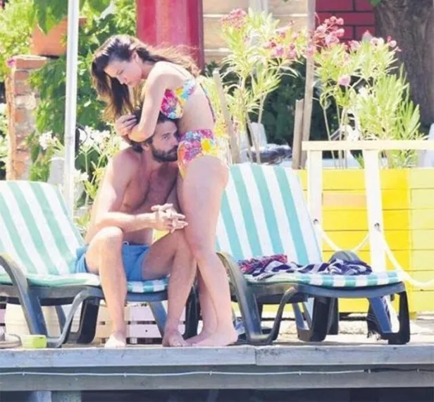 Pınar Deniz ve sevgilisi Yiğit Kirazcı el ele yakalandı! Telefonunu taytına sıkıştıran Pınar herkesi güldürdü-8