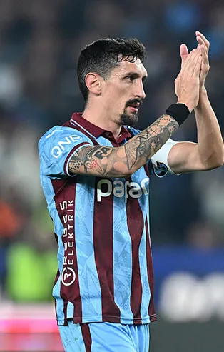 Trabzonspor'da Stefan Savic'e yakın takip