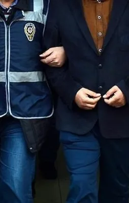 FETÖ'nün aranan isimleri 'inlerinde' yakalandı